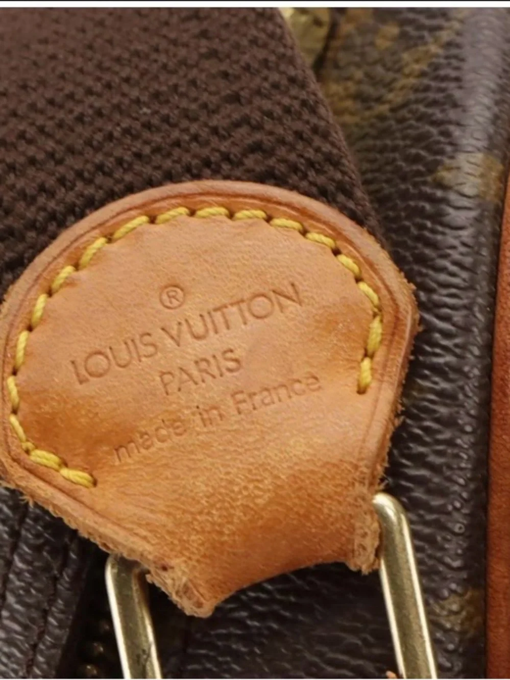 Louis Vuitton Reporter 28 in Monogram Canvas
